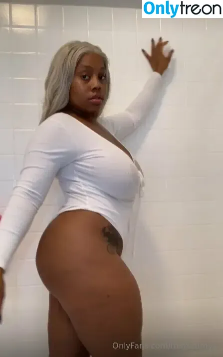 msyummys nude photo #0089 (msyummystv)