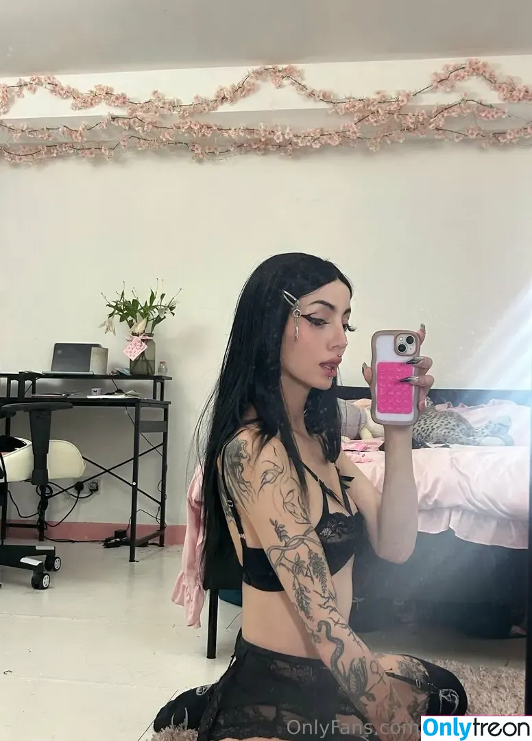 muasshole nude photo #0074 (theiafae)