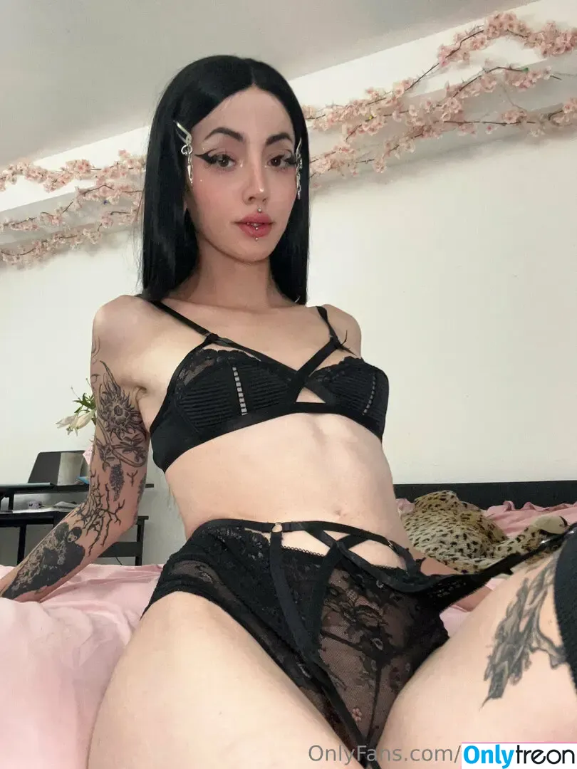 muasshole nude photo #0079 (theiafae)