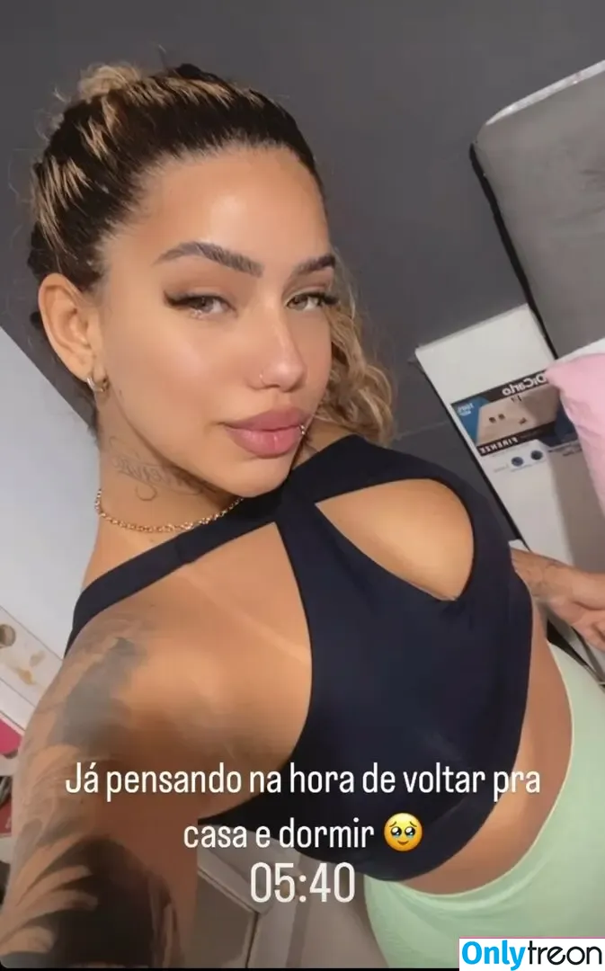 Muito Linda nude photo #0371 (muito.linda_ / naticasassola)