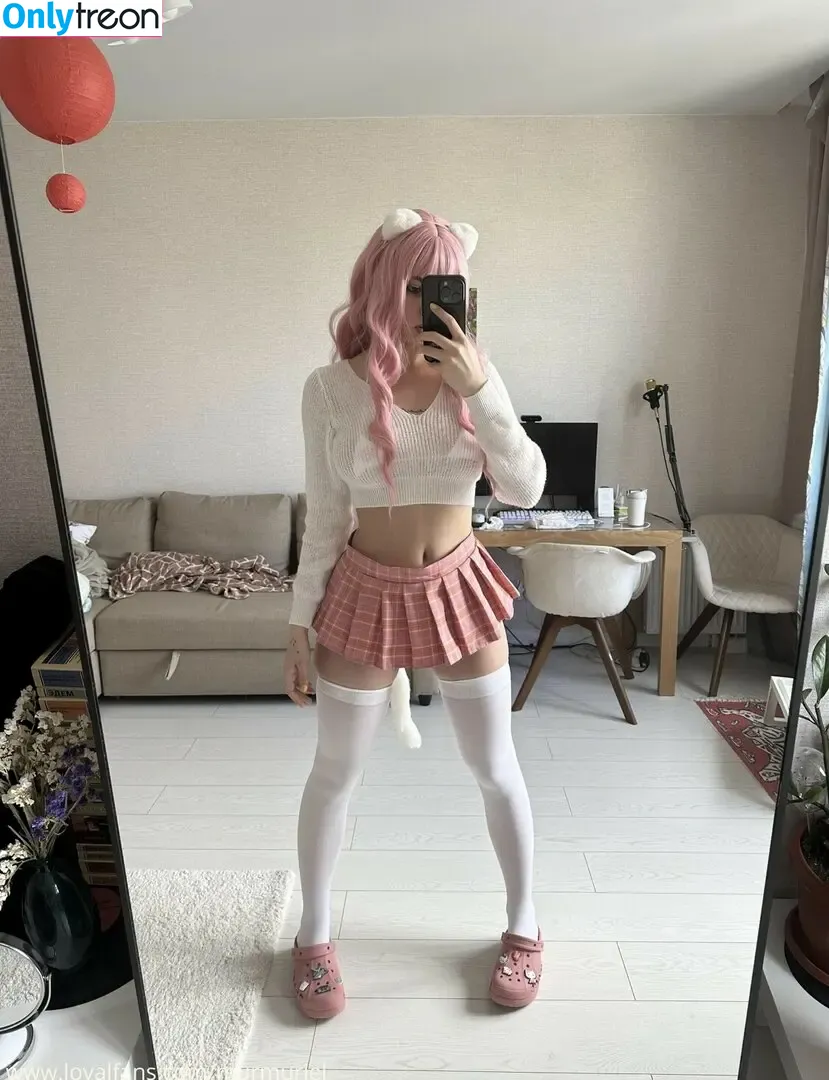 Murmuriel nude photo #0079 (murmurielll)