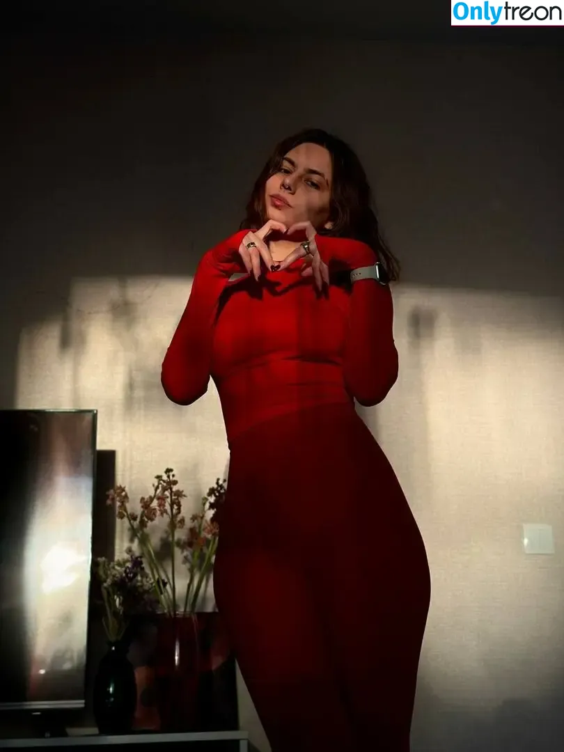 Murmuriel nude photo #0130 (murmurielll)