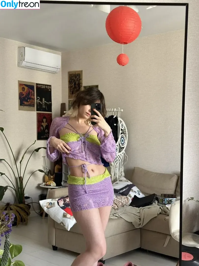 Murmuriel nude photo #0261 (murmurielll)