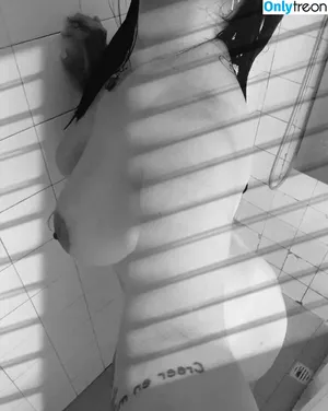 MusaadeAzucar / Mar / musaaok nude photo #0005