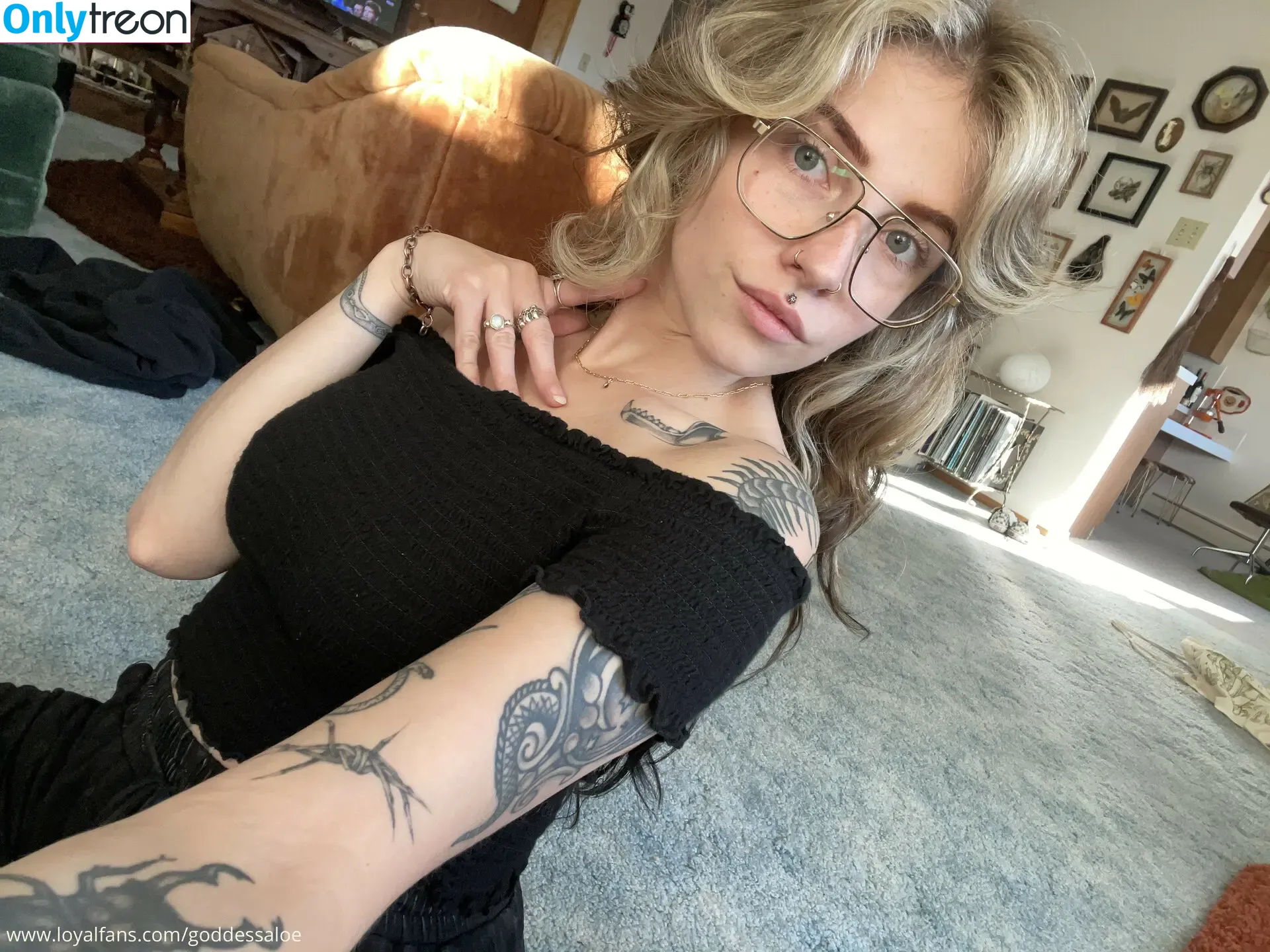 Mushbugs nude photo #0031 (Amy Aliece)