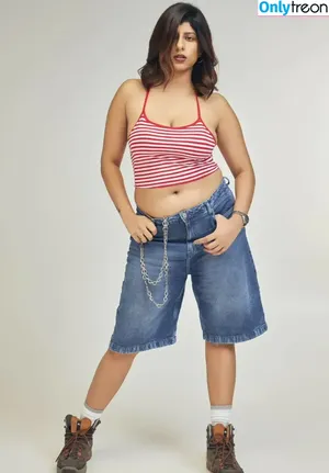 Muskan Thakurani / _muskan_thakurani nude photo #0019
