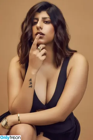 Muskan Thakurani / _muskan_thakurani nude photo #0022