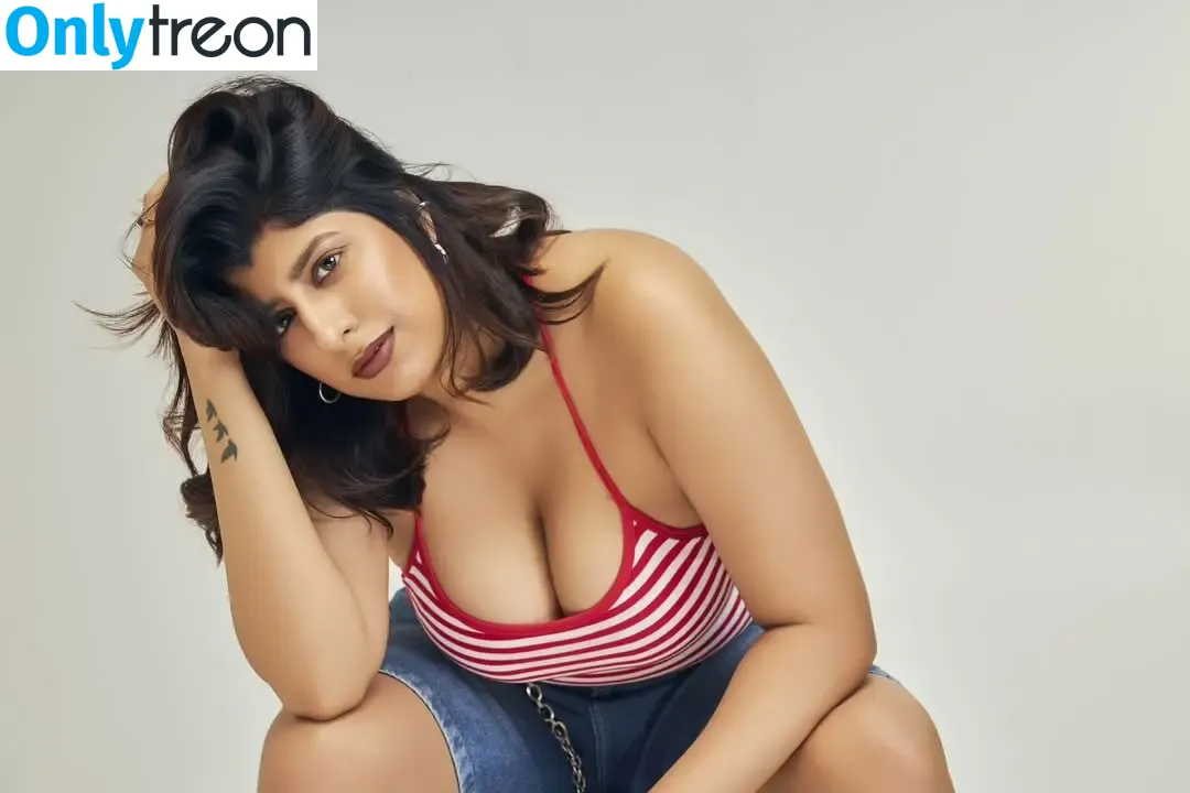 Muskan Thakurani nude photo #0033 (_muskan_thakurani)