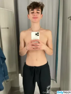  nude photo #0008