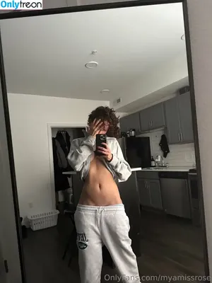 myamissrose / missmyarose nude photo #0002