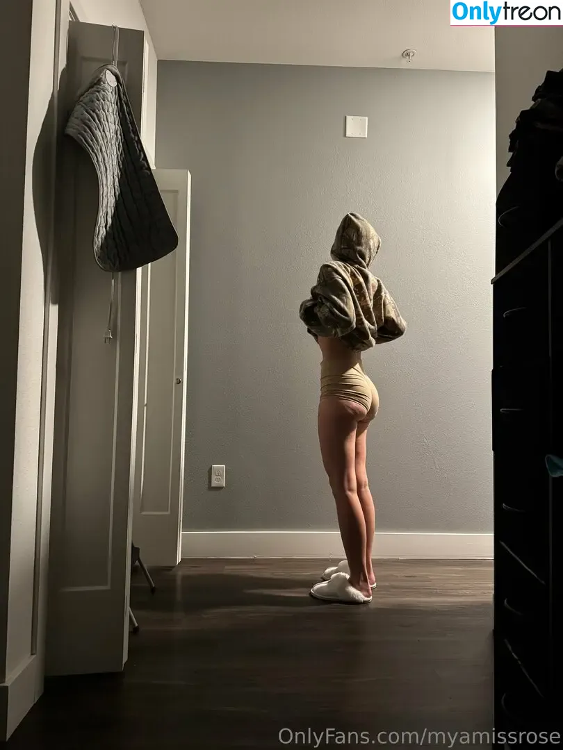 myamissrose nude photo #0008 (missmyarose)