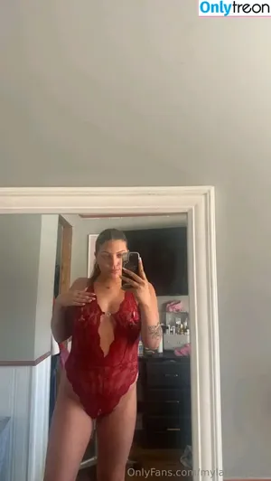 mylababy555 / Myla / myla.thebluestaffy nude photo #0026