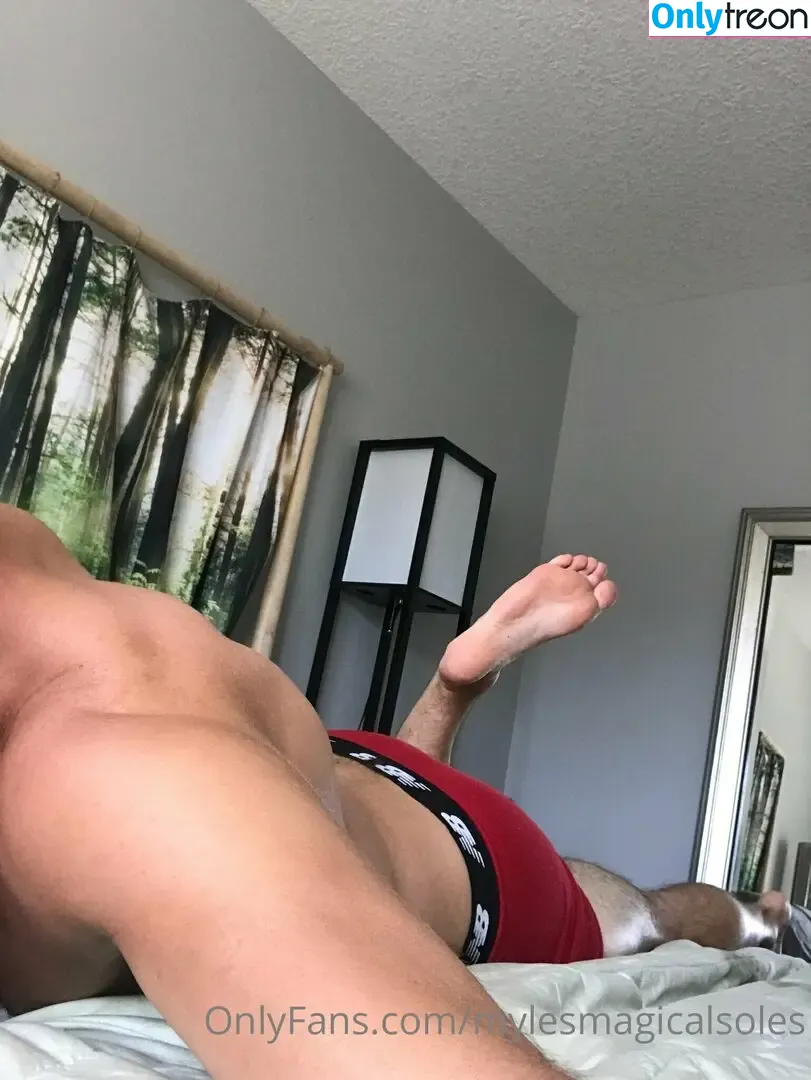 mylesmagicalsoles nude photo #0042 (mylesoneal)