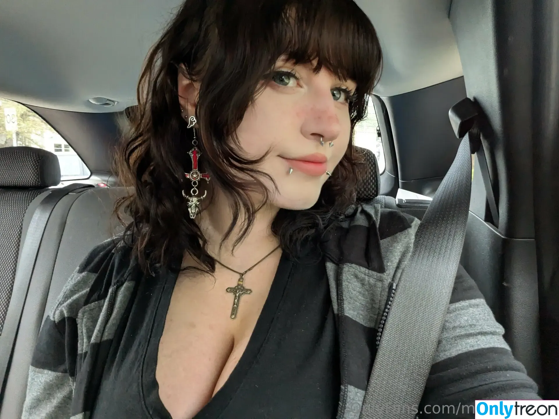 mylittlerobin nude photo #0143 (Robin Grey)