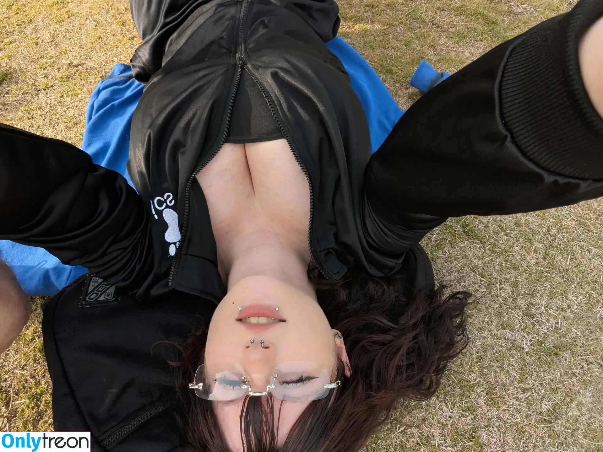 mylittlerobin nude photo #0151 (Robin Grey)