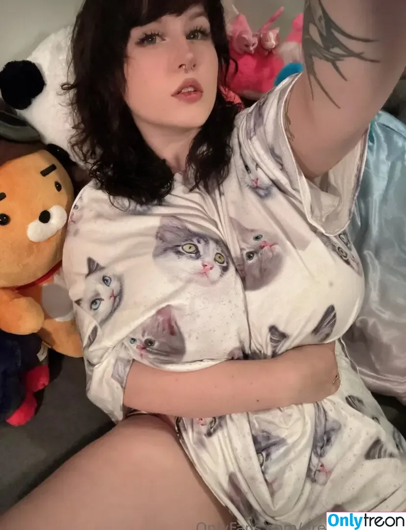 mylittlerobin nude photo #0180 (Robin Grey / _littlerobin_)