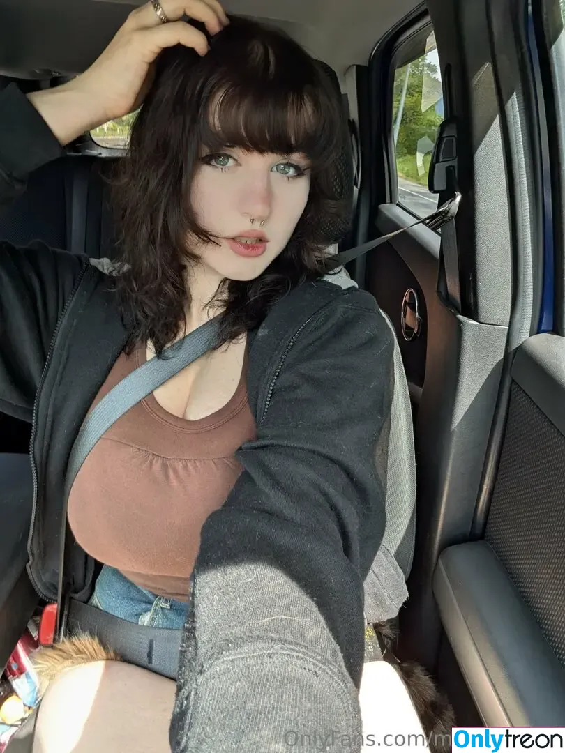 mylittlerobin nude photo #0225 (Robin Grey / _littlerobin_)