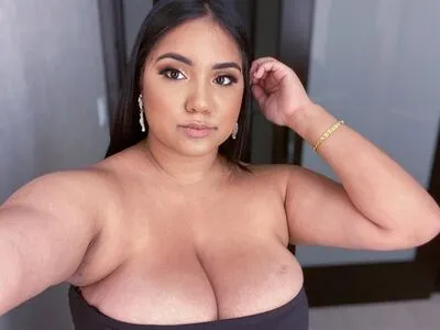 mynamesydalia / _mynamesdiana / dianaonisor7 / mynames.diana nude photo #0143