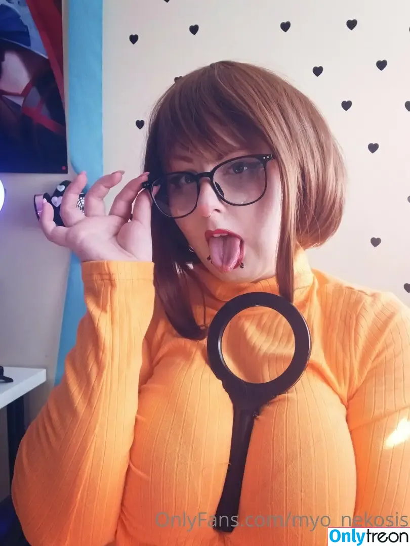 Myo_Nekosis nude photo #0006 ( / MNekosis / Myonekosis)