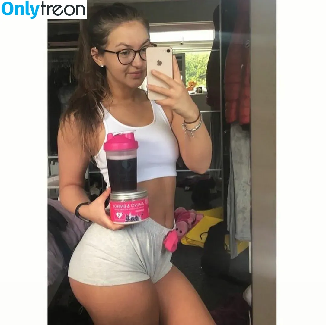 MyProtein nude photo #0142 (_fitnessbyamee / u157829302)