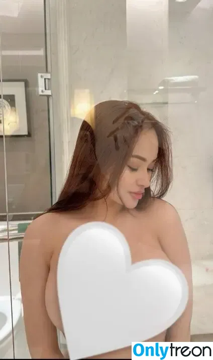 Myvonnieta nude photo #0041 (Myvonnieta)