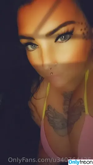  nude photo #0001