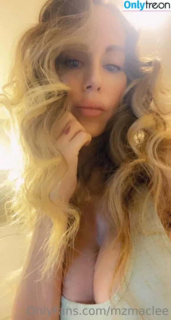 mzmaclee nude photo #0012 (officialmckenzielee)