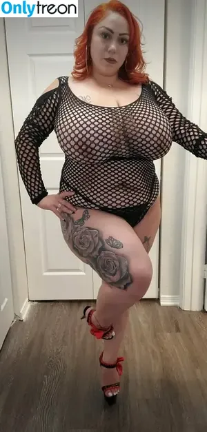 Mzpussycat187 / Mexicomilkers (Latina busty milf / mzmissa187baby nude photo #0021