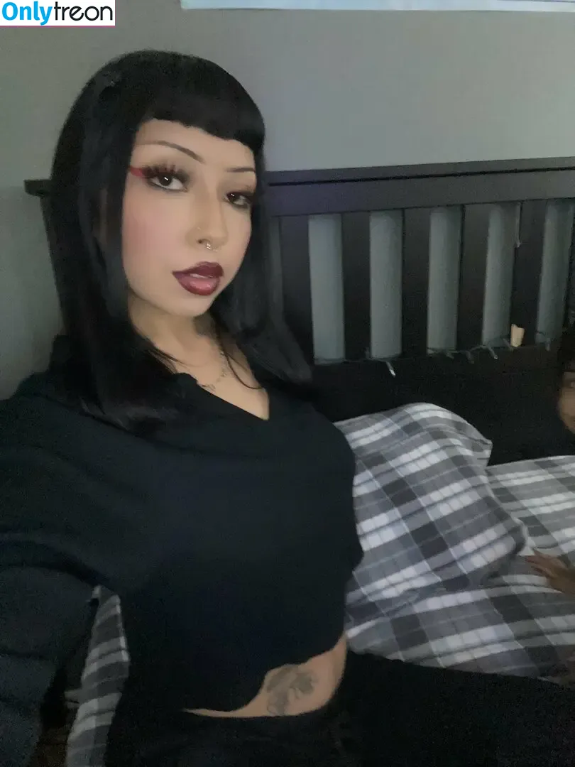 naatalliiee nude photo #0021 (naataliee_e / therealnatalie)