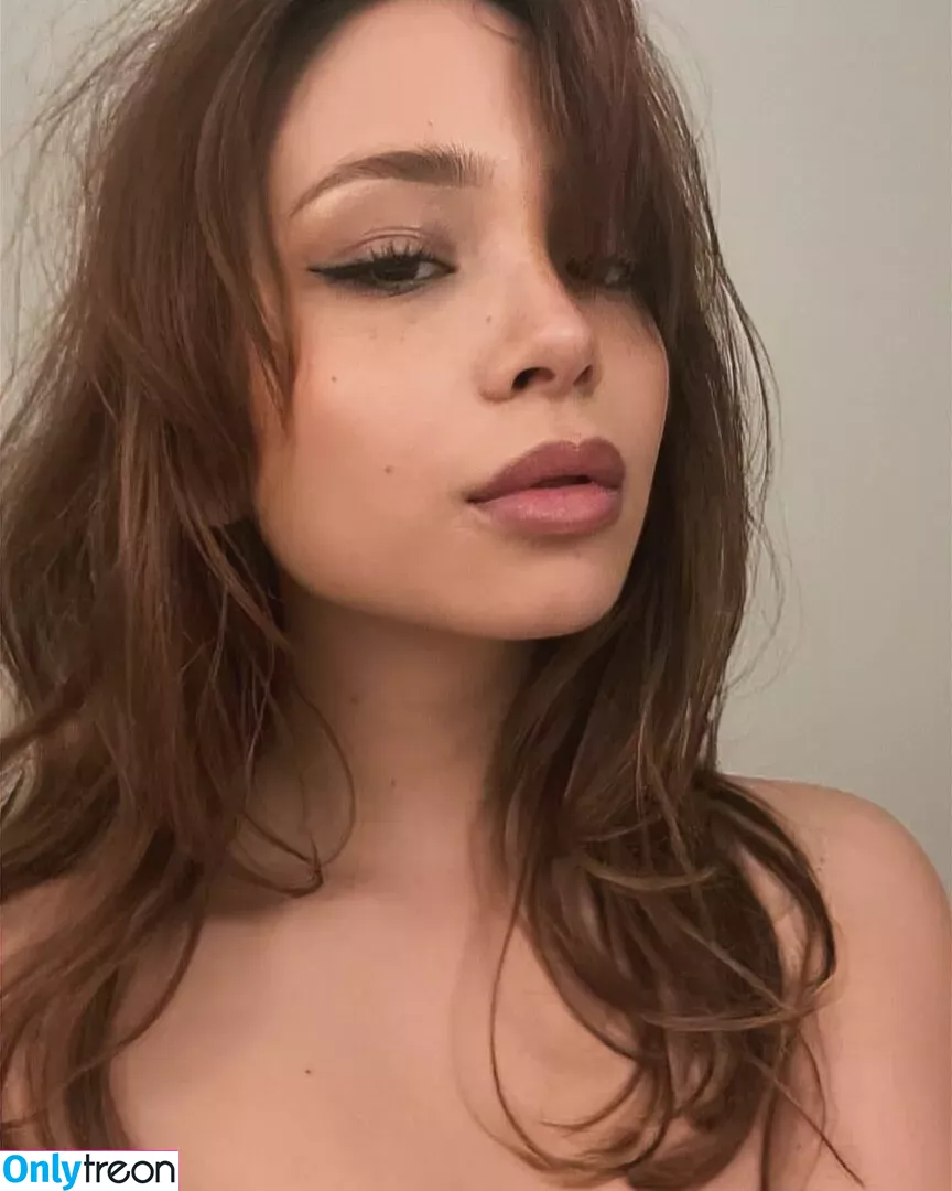 Nadia Goh nude photo #0110 (nadiaelysegoh)