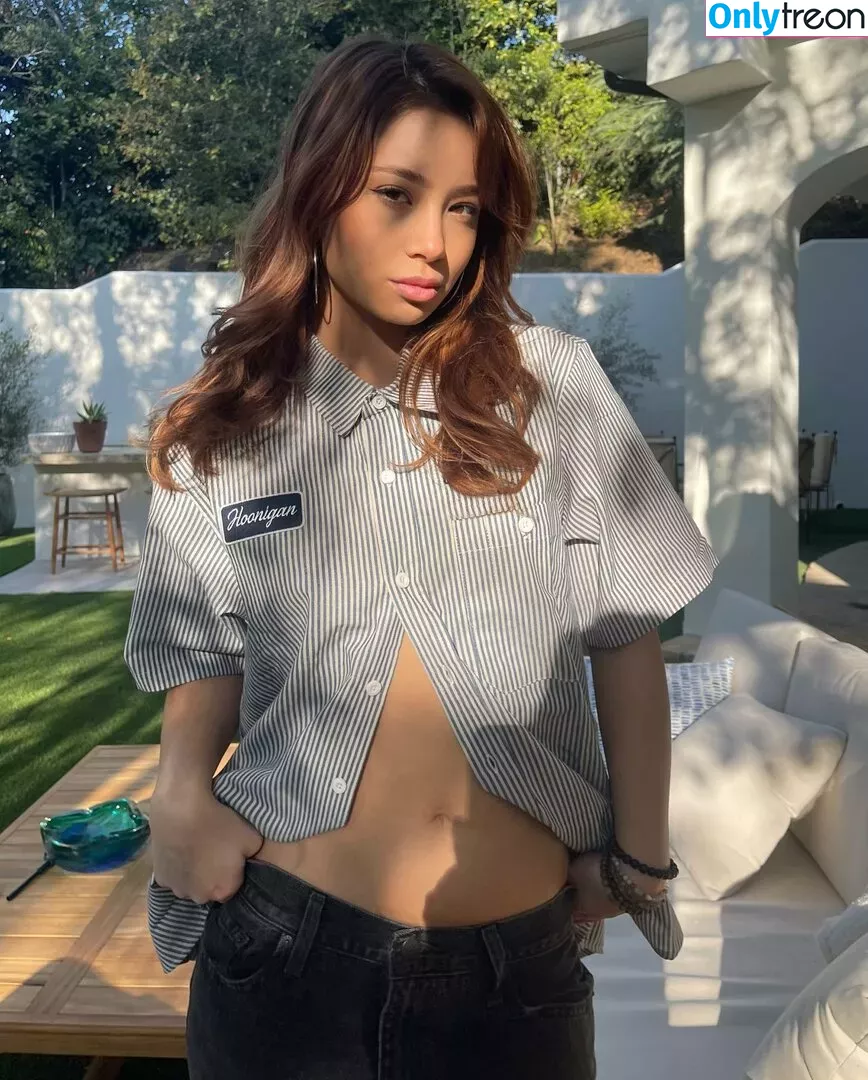 Nadia Goh nude photo #0121 (nadiaelysegoh)