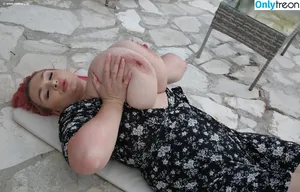 Nadine J / nadinejansenofficial nude photo #2542