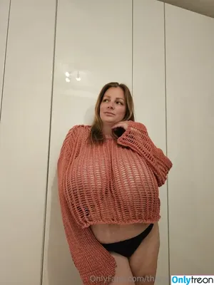 Nadine Jansen / nadinejansenofficial / thenadinejansen nude photo #3349