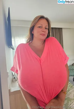 Nadine Jansen / nadinejansenofficial / thenadinejansen nude photo #4027