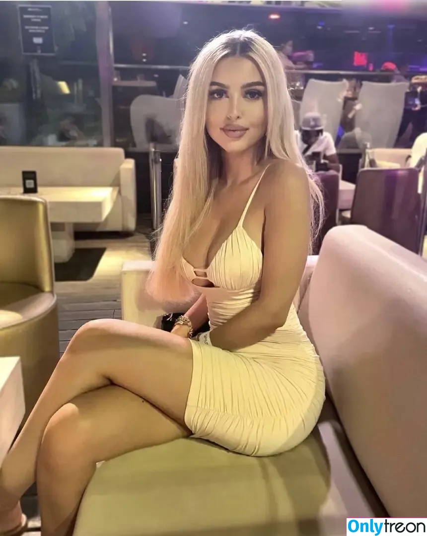 nadine.klr nude photo #0041 (nadine.klr)