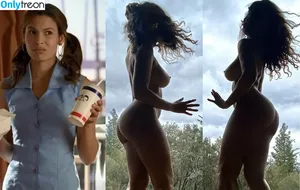 Nadine Velazquez / nadinevelazquez nude photo #0264