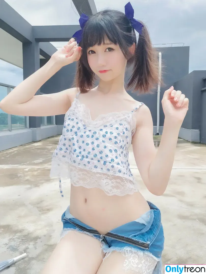 nagisa9008 nude photo #0125 (Nagisa / nagesaa9008)