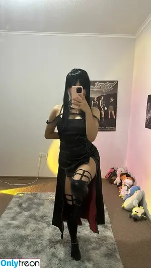 Naliepun / Nalie nude photo #0002