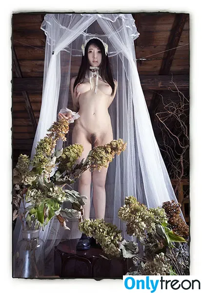 Nana7nano.nano nude photo #0017 (nana7nano.nananano / 七菜乃)