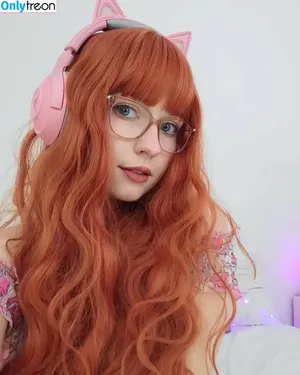  nude photo #0001