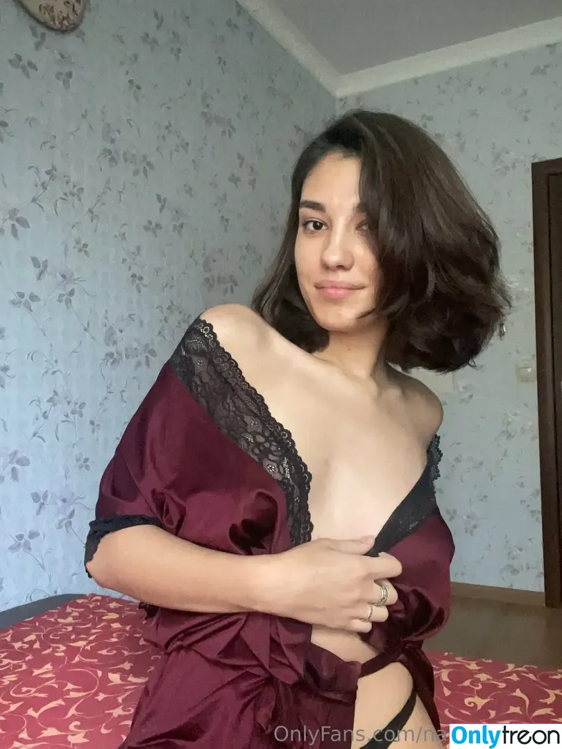 naomi_secret nude photo #0018 (naomifoxsecret)
