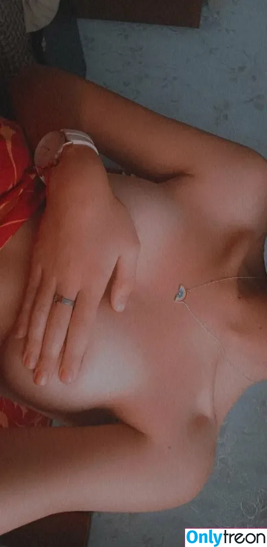 naomi_secret nude photo #0049 (naomifoxsecret)