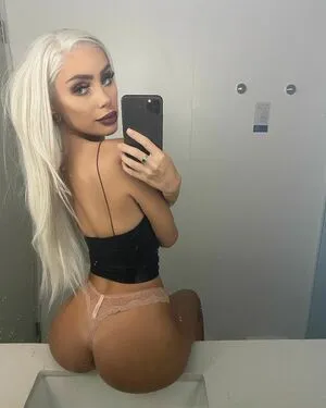 Naomi Woods / Lissapolooza / _lisssapolooza_ nude photo #0010