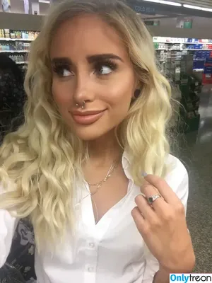 Naomi Woods / Lissapolooza / _lisssapolooza_ nude photo #0042