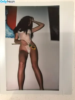 Naomi Woods / Lissapolooza / _lisssapolooza_ nude photo #0245