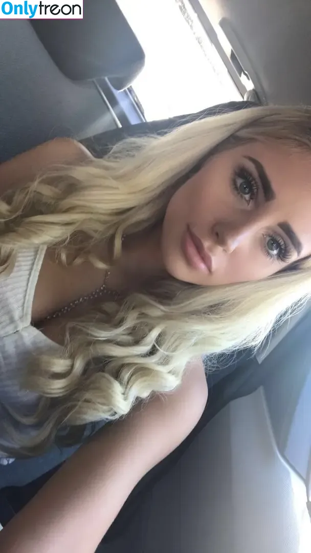 Naomi Woods nude photo #0168 (Lissapolooza / _lisssapolooza_)