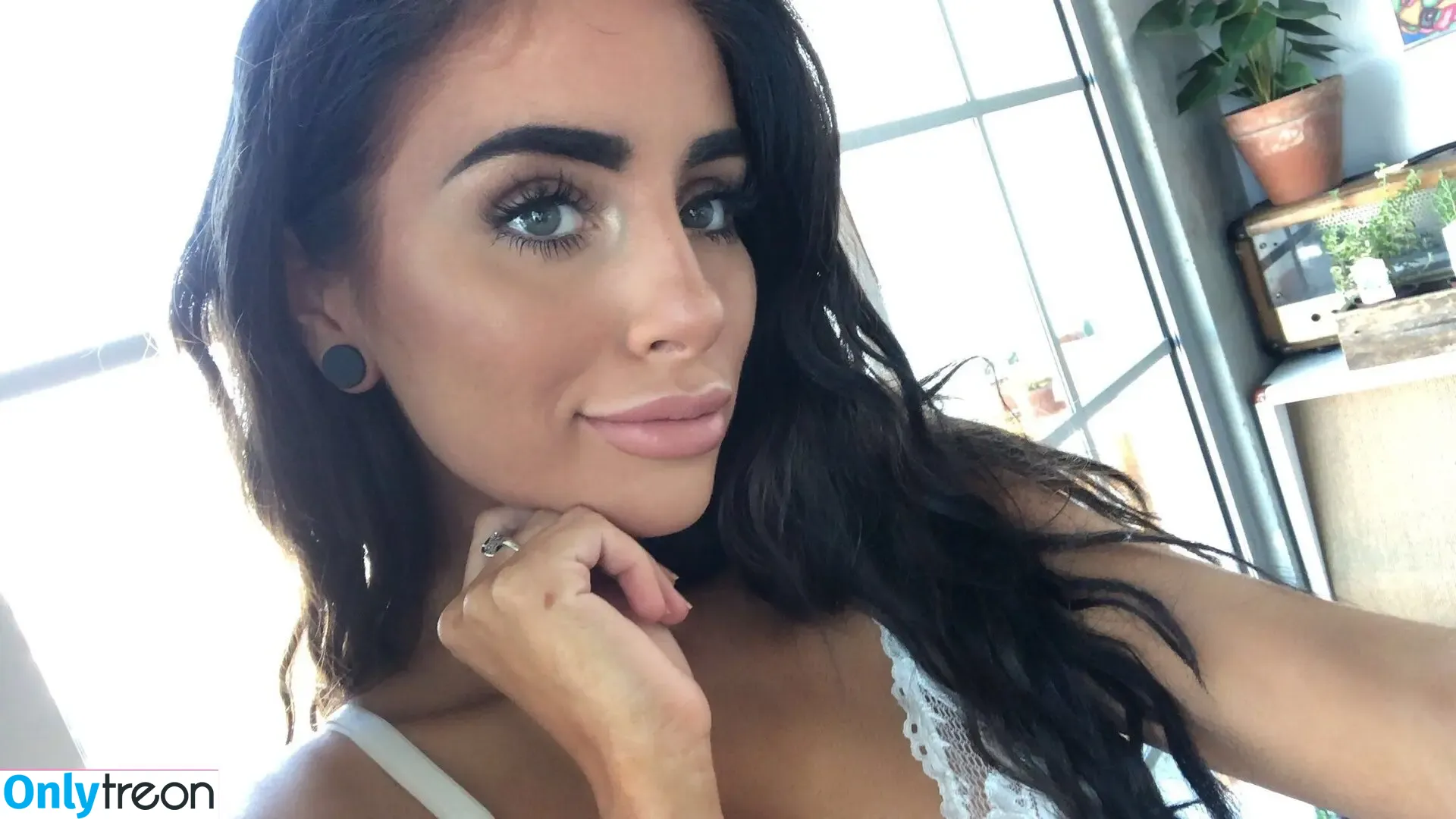 Naomi Woods nude photo #0315 (Lissapolooza / _lisssapolooza_)