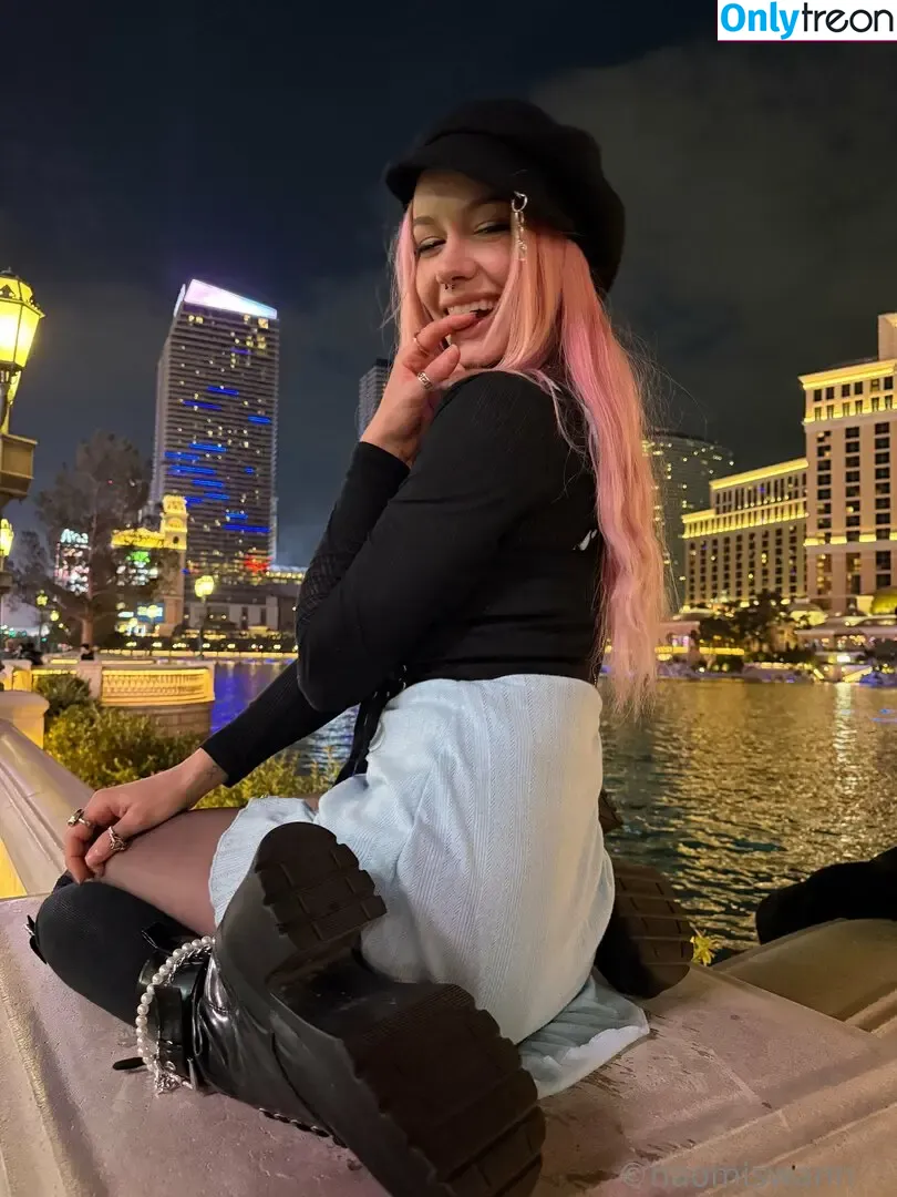 naomiswann nude photo #0019 (naomiswannofficial)