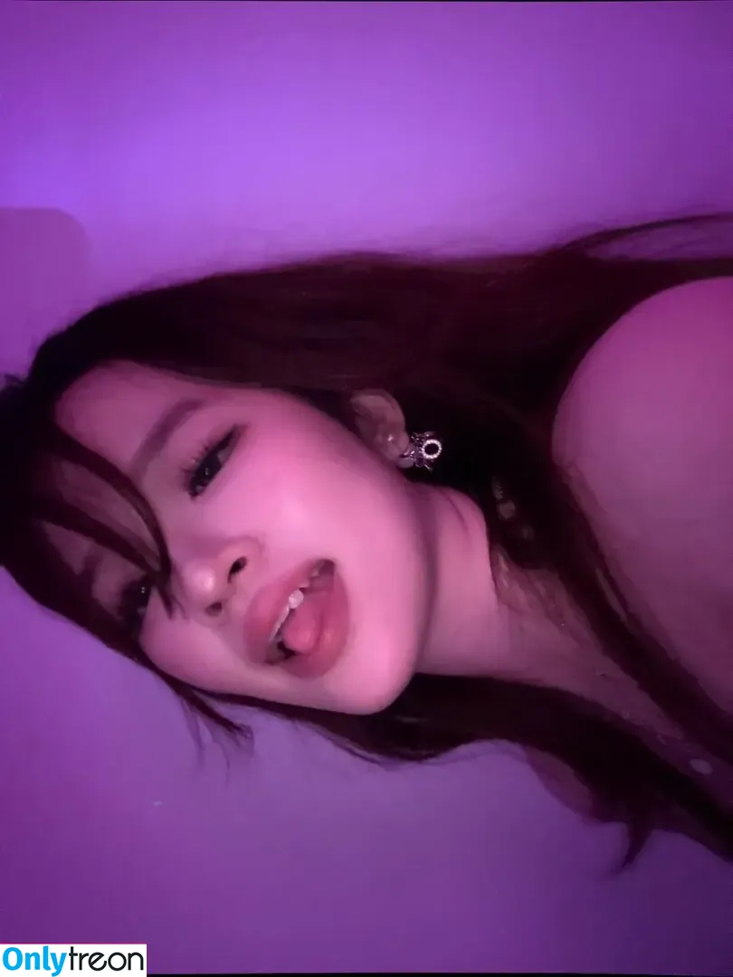NaoVR nude photo #0021 (anyuser / kitsuhimenao)