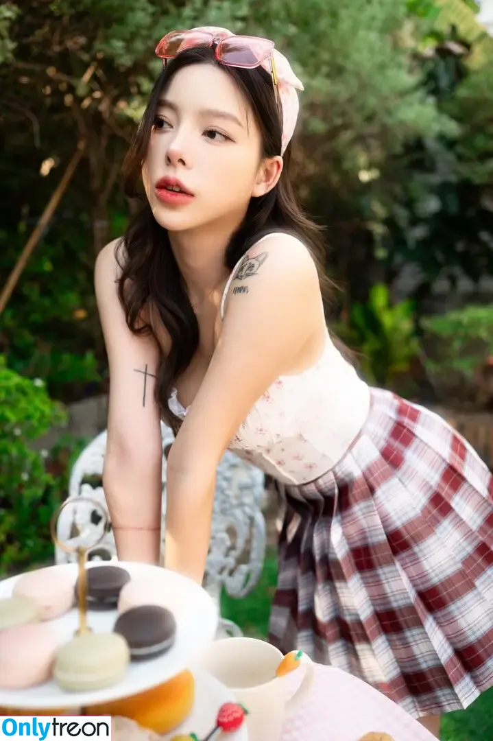 Nardear Montgod nude photo #0056 (Cat / catnardear / nardear)